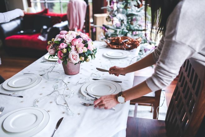 holiday table setting holiday table setting